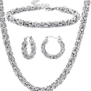 Silver Necklace Set